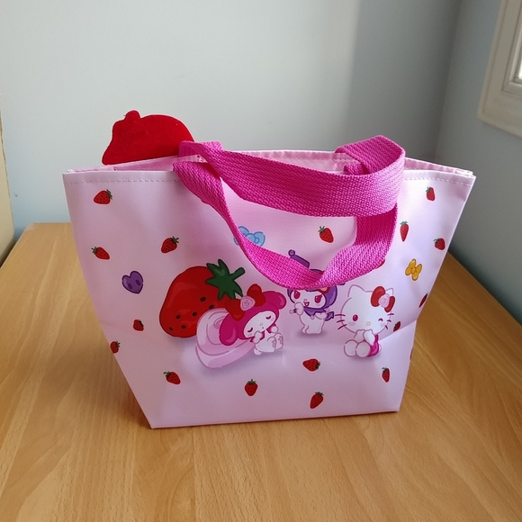 Sanrio x Sakuma Strawberry Milk Candy kuji small tote - pink - Picture 2 of 6